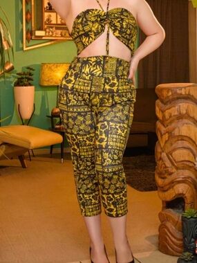 Rockin’ Bettie Mai Tai Capris